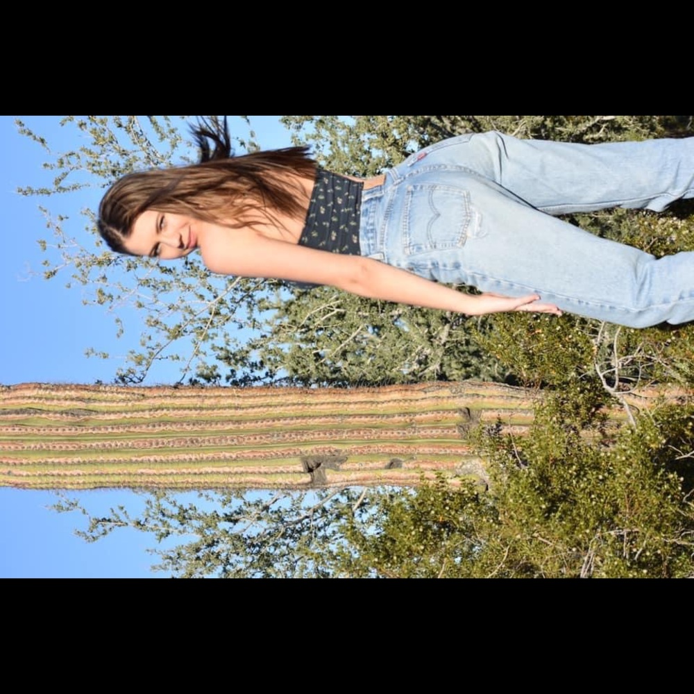Urban Outfitters Crop top